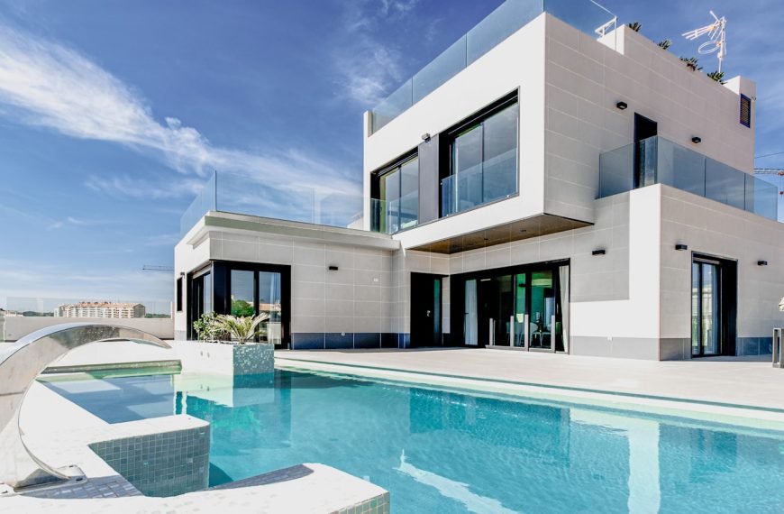 Homeowners Rush to Add Solar-Plus-Battery Systems Ahead of&hellip;